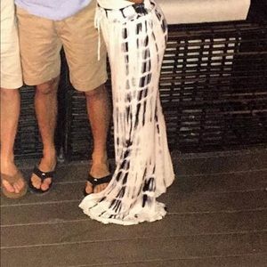 Tie-dye pants. Suuuuper flattering!!